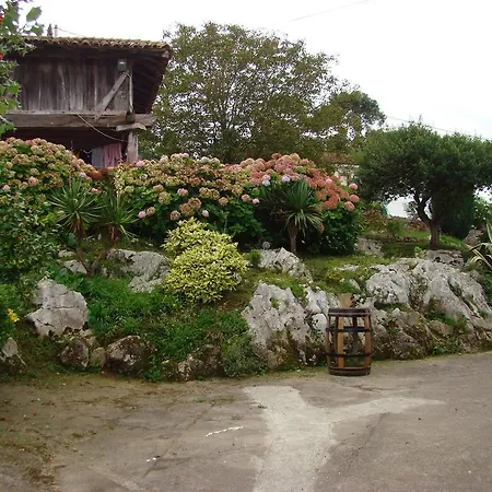 Mariaje Celorio (Llanes)